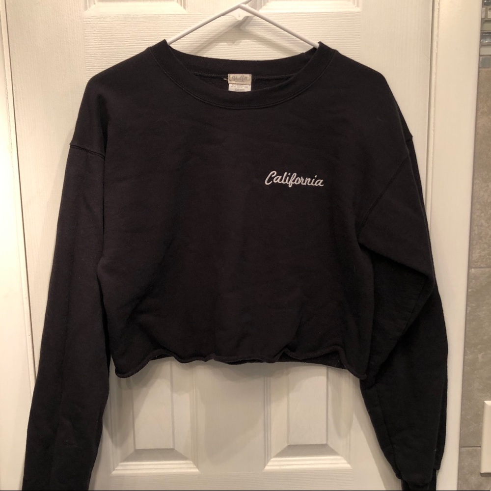 Brandy Melville/John galt cropped crew neck